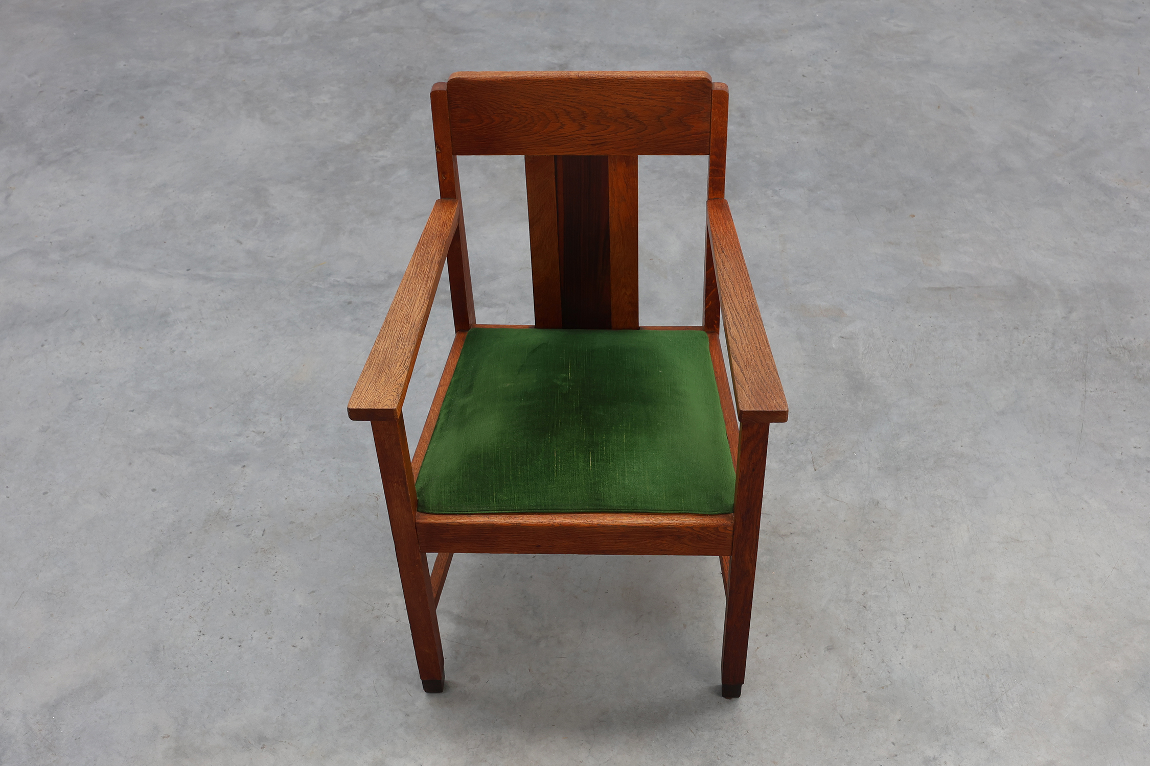 Amsterdamse school oak and velvet side chair, The Netherlands 1920sthumbnail